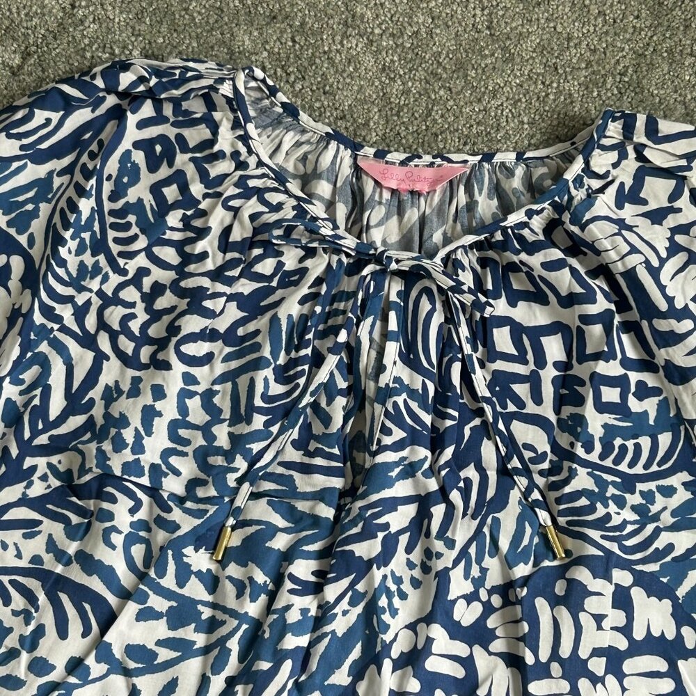 - Lilly Pulitzer Willa Top Flowy Blue & White Keyhole Neck Strings LARGE - P2321 - Picture 4 of 9